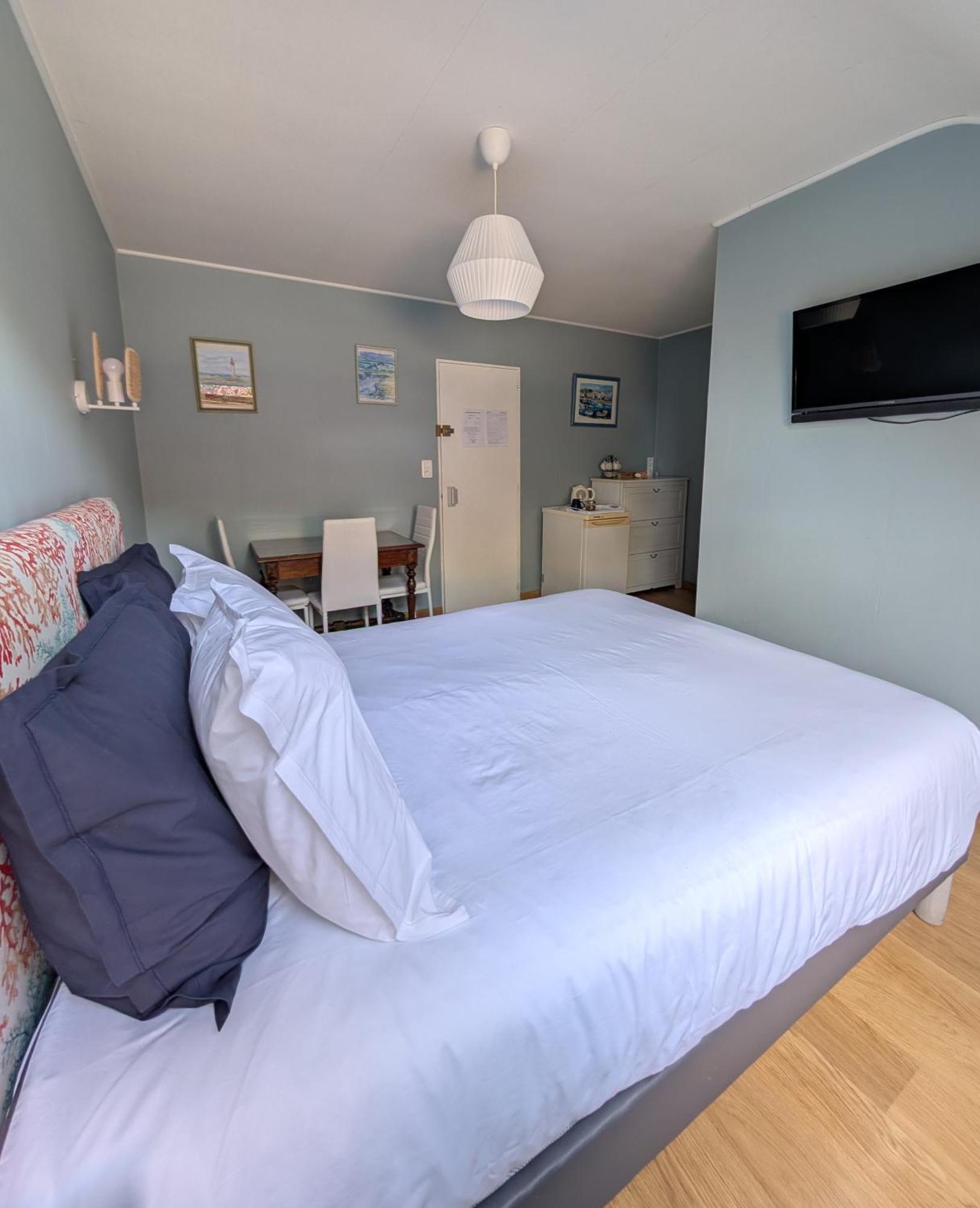 Bed and Breakfast A L Ombre Du Mont Saint Michel à Huisnes-sur-Mer Extérieur photo